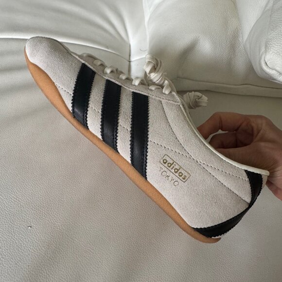 New Adidas Tokyo sneakers size 7.5 - Picture 5 of 9